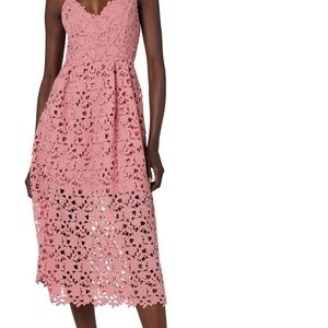 ASTR Intricate Lace Dress in Sage size M perfect for a wedding or spring